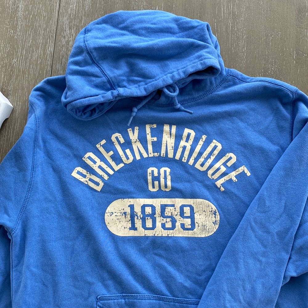 Breckinridge sweatshirt (hoodie) size small.